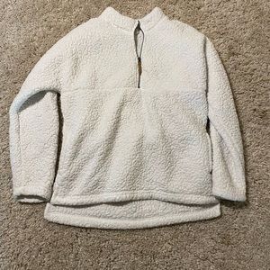 quarter sip fluffy jacket. super comfortable